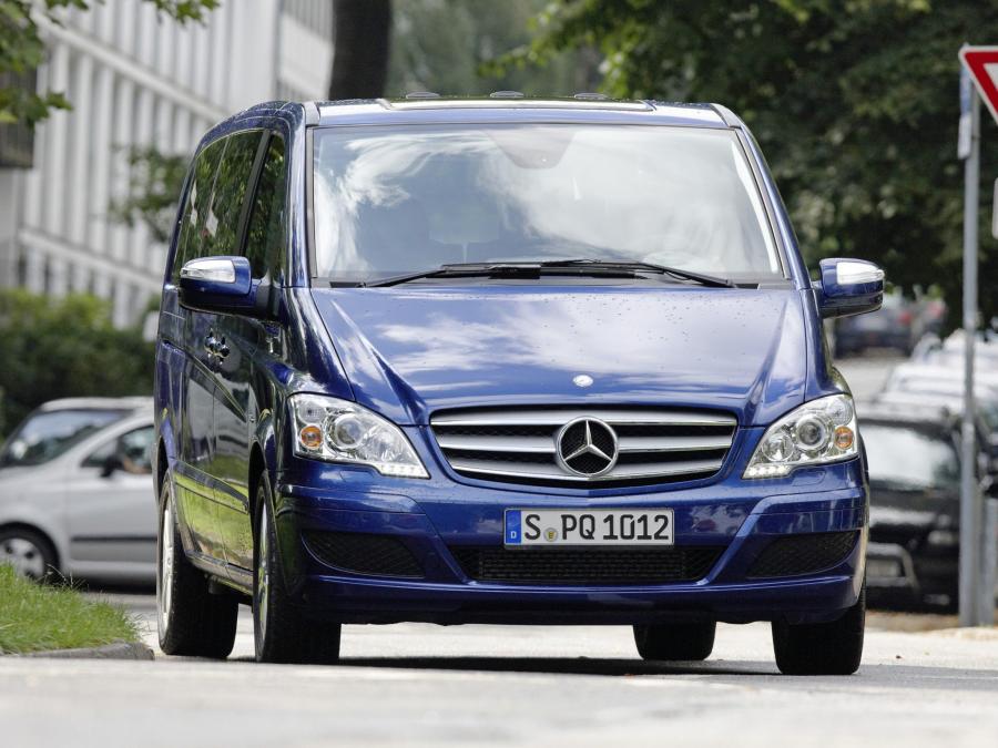  Mercedes-Benz Viano 2010 года  (фото 27 из 32)